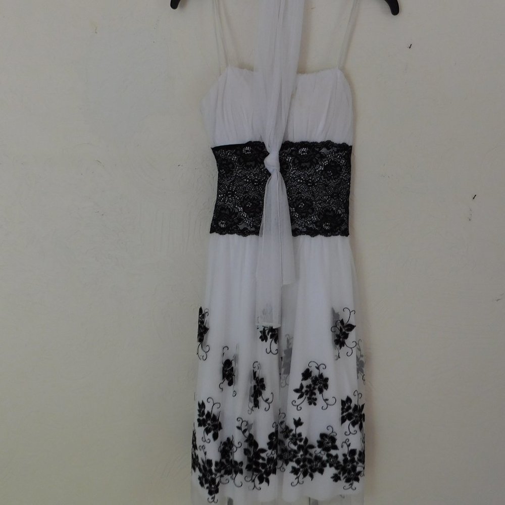 Beautiful Homecoming Like Dress